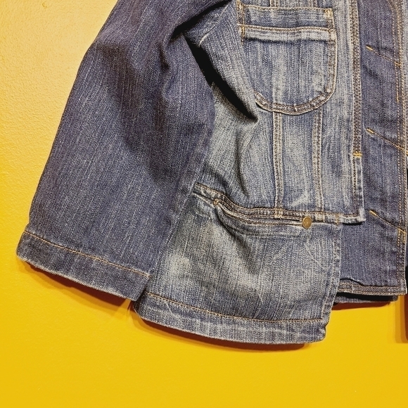 DKNY | Women's Vintage Full Zipper Dark Denim Cropped Jacket (Size Large) - Picture 7 of 15